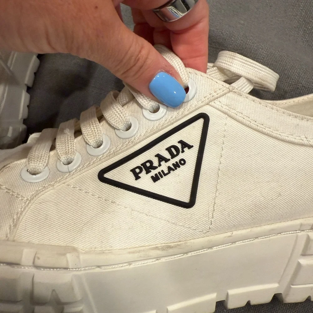 Cream Chunky Sole Sneakers with Rugged Design - Picture 2 of 4